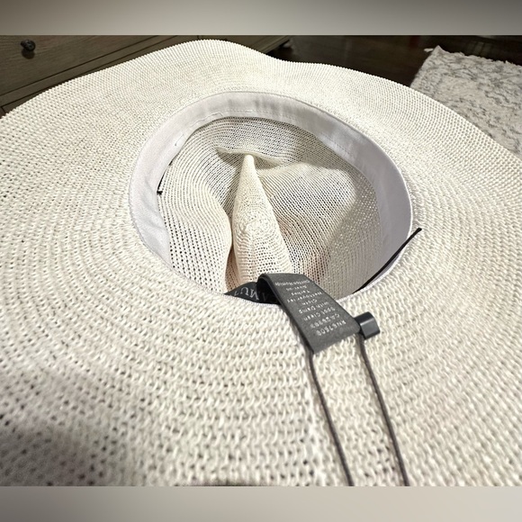 ‼️RARE‼️?VINCE CAMUTO??NWT?Double Buckle Straw Panama Hat in White/Turquoise main image 6